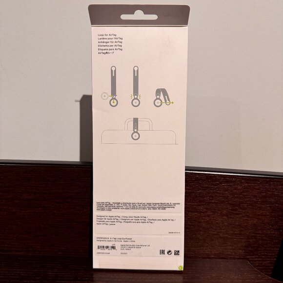 BNIB Apple AirTag Loop - Sunflower - Picture 2 of 3